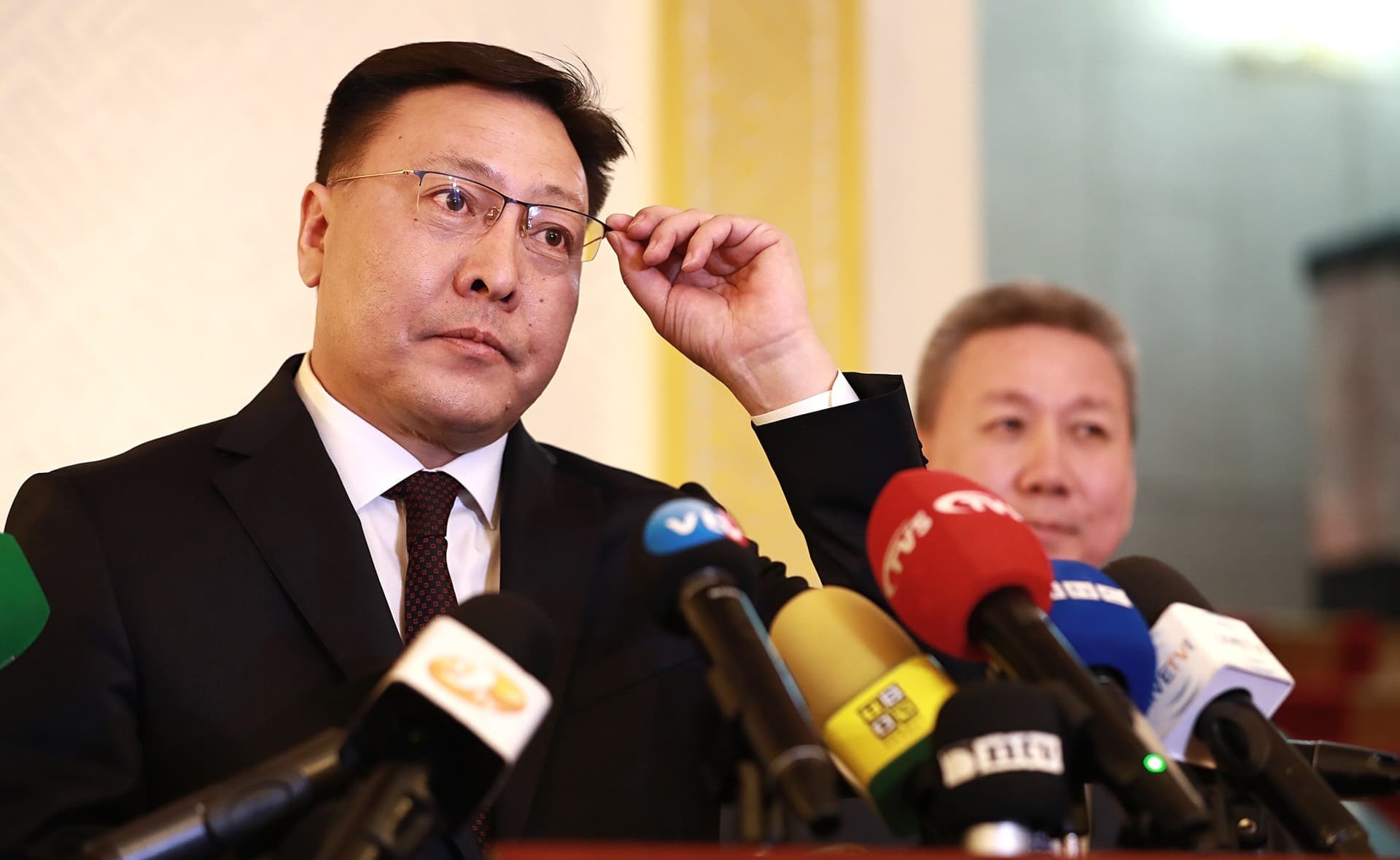 Ж.Батзанданг Засгийн газраас бүрэн эрхт төлөөлөгчөөр томилжээ
