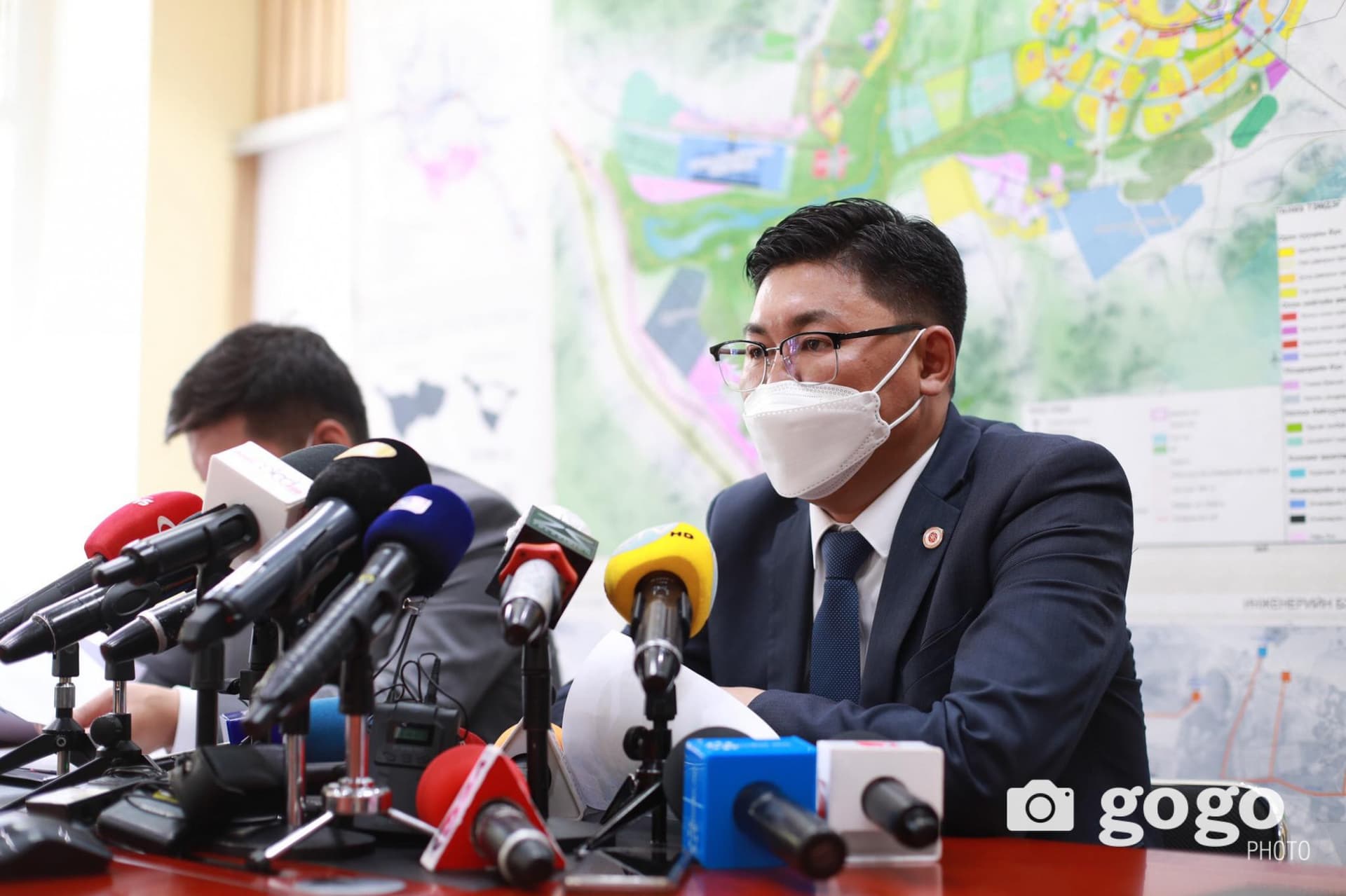 М.Буяндэлгэр: Төв аймгийн Сэргэлэн, Алтанбулаг сумын 76 иргэн, ААН-ийн газрыг чөлөөлнө