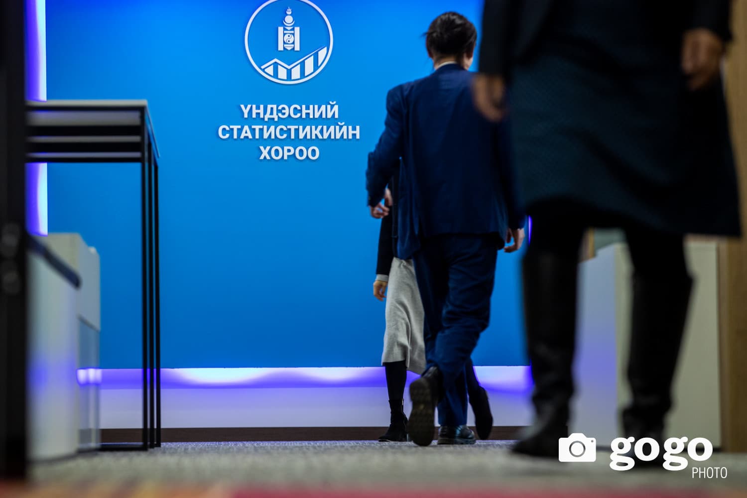 ҮСХ: Нэг ажилтны сарын дундаж цалин 2,3 САЯ ТӨГРӨГ байна