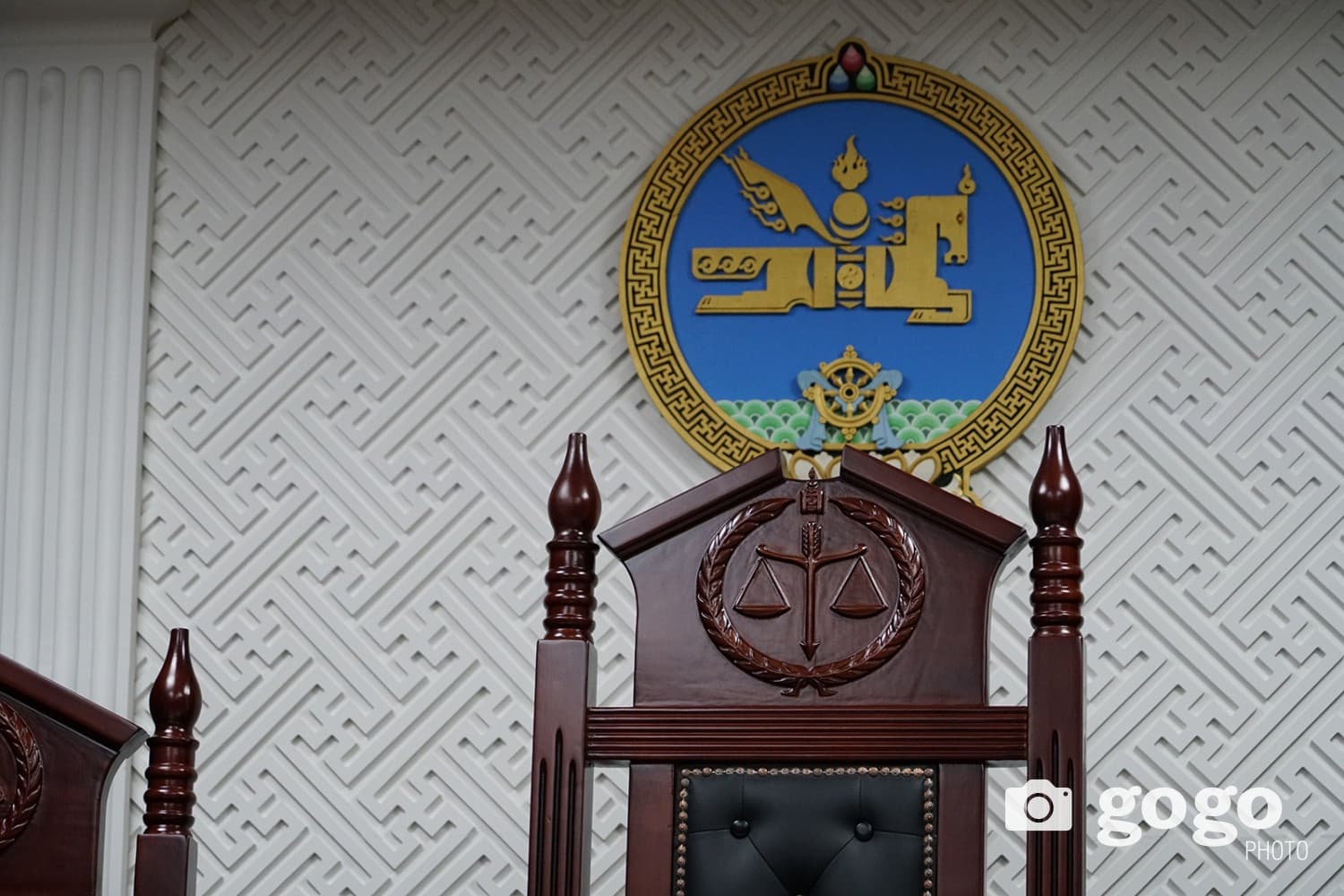 Хөгжлийн банкны анхан болон давж заалдах шатны шүүхийн шийдвэрийг хянаж байна