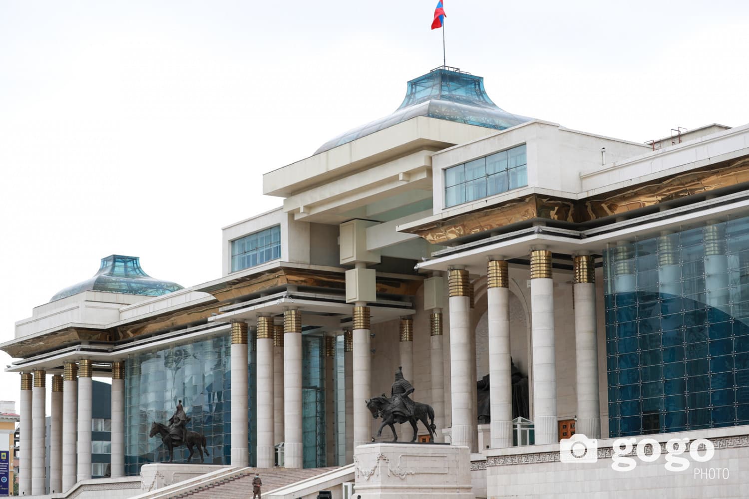 Гадаад өр I-III улиралд $35 тэрбум болж, өмнөх оны мөн үеэс долоон хувиар өсөв