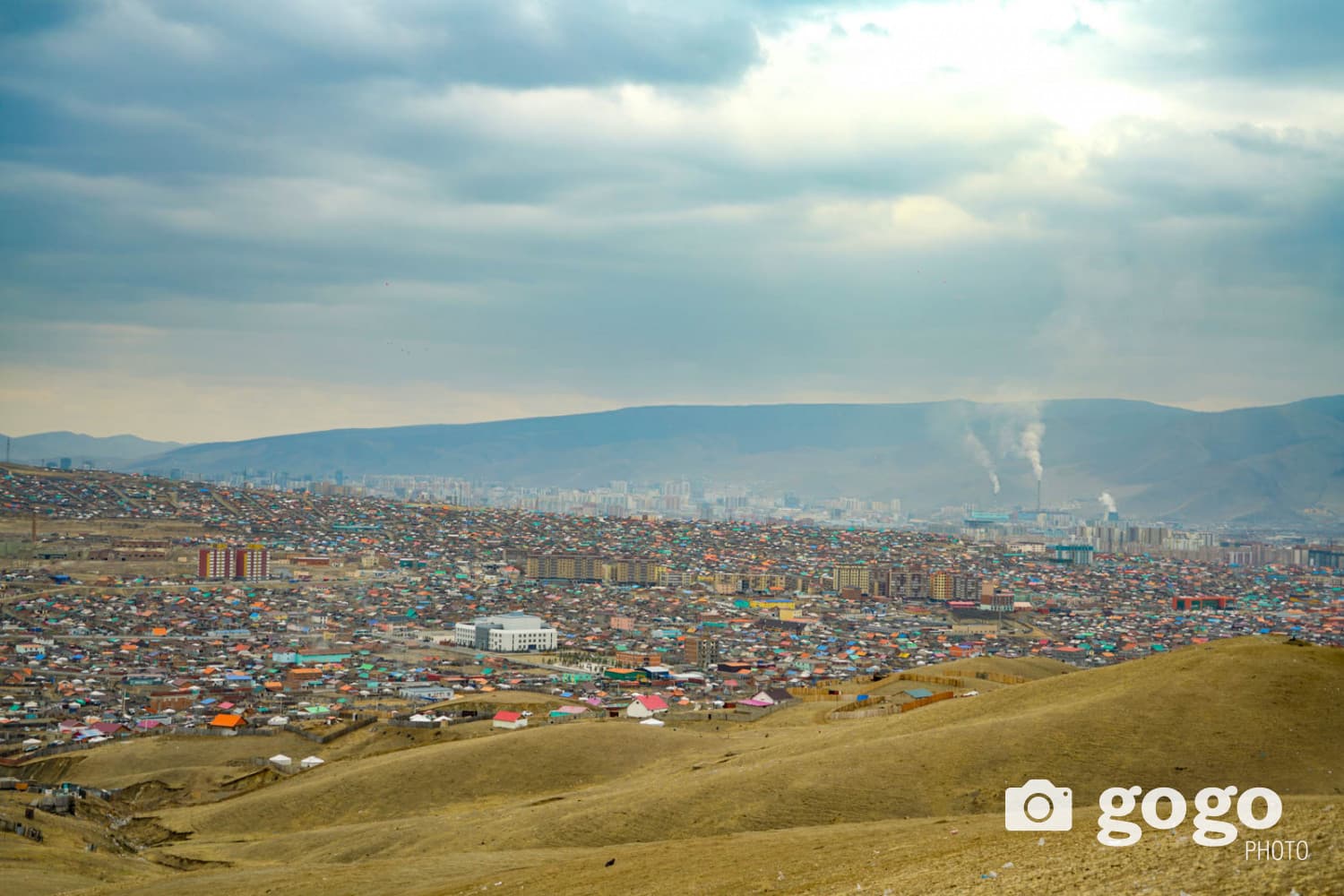 Дуудлагаар худалдаалах 12 ГАЗАР