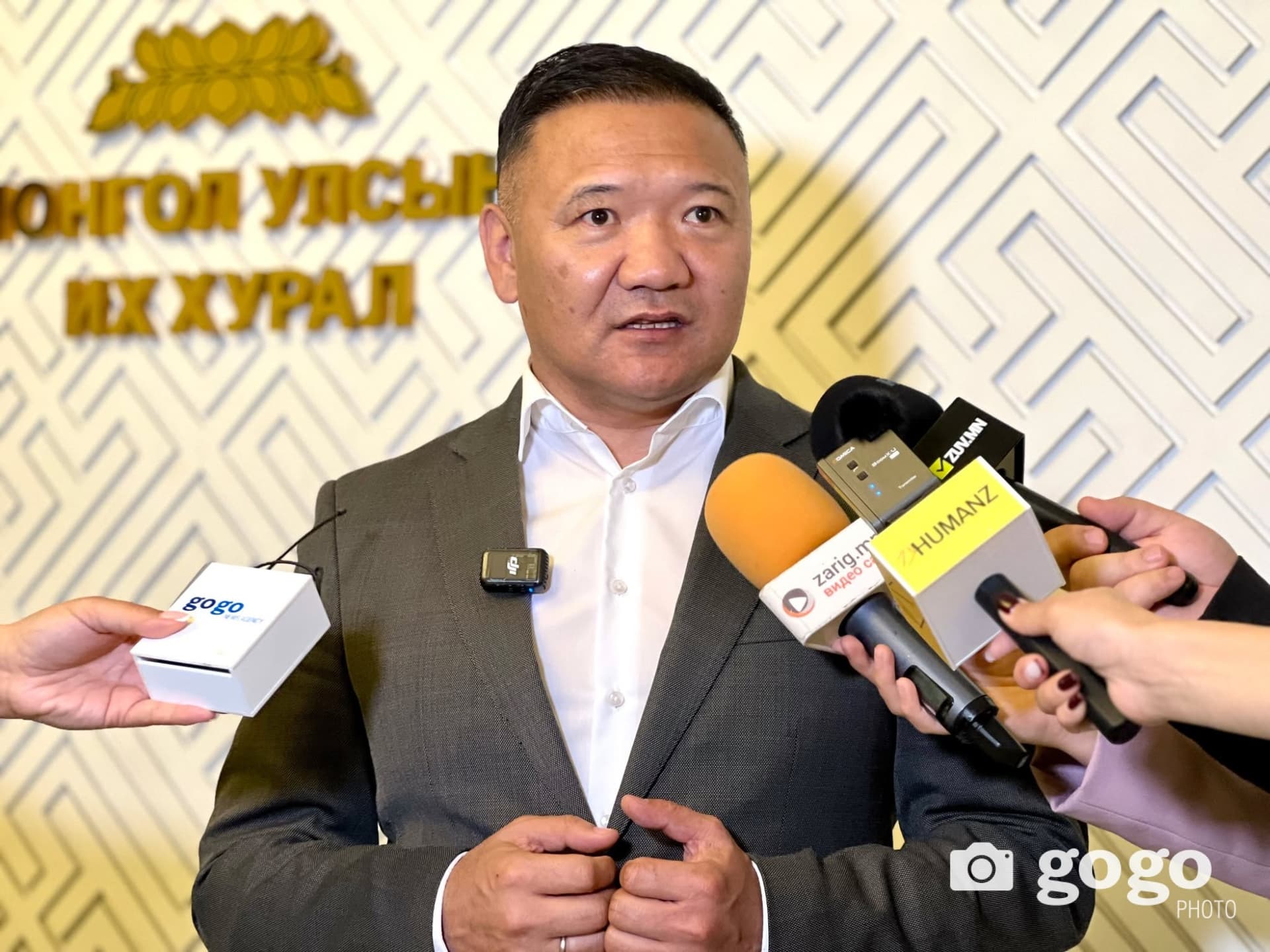 О.Амгаланбаатар: Хар тамхи хэрэглэвэл 5 жил, давтан бол 8 жилийн ял авдаг байхаар хуулийн төсөлд тусгалаа