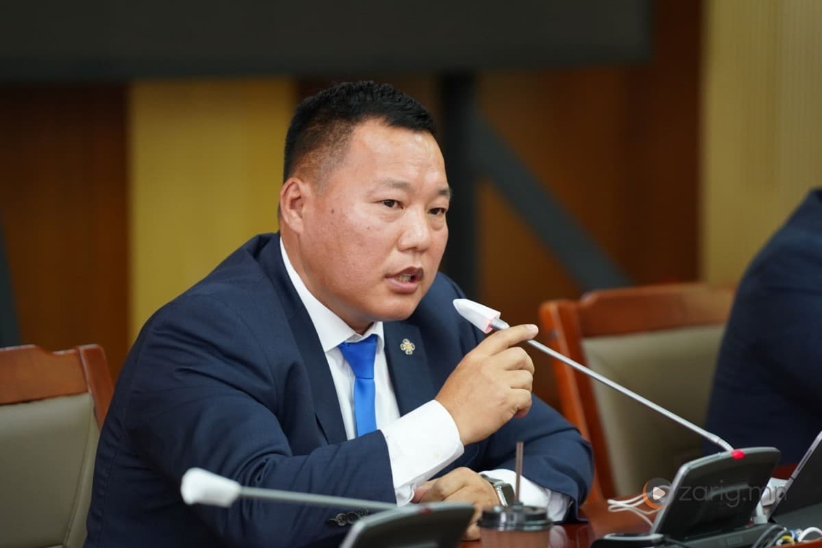 АН-ын бүлэг: УИХ-ын дарга, Ерөнхий сайд хоёуланг нь огцруулах саналыг хэлэлцвэл чуулганд сууна