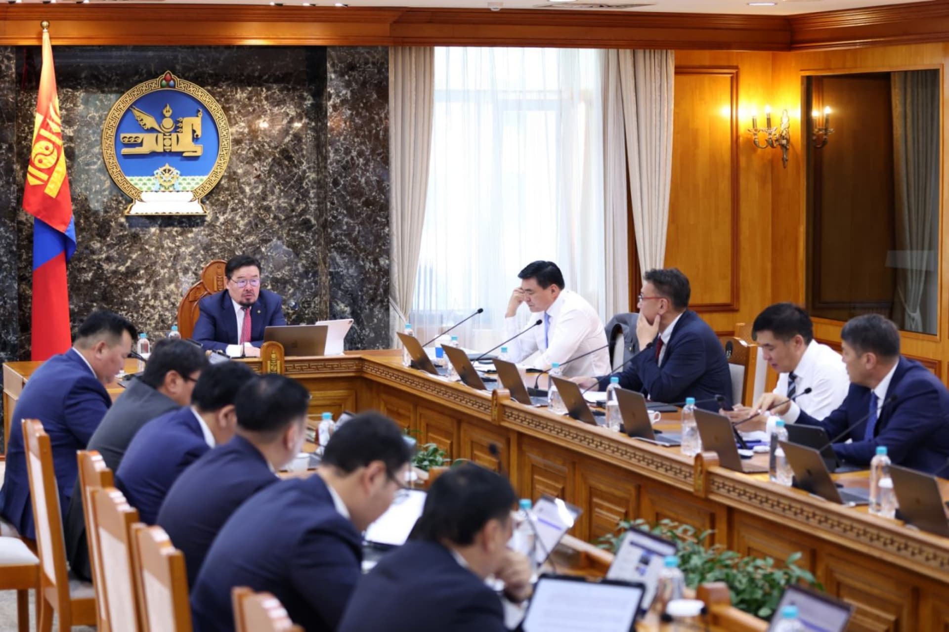 Төрийн өмчит болон төрийн өмчийн оролцоотой 109 компанийг 87 болгоно