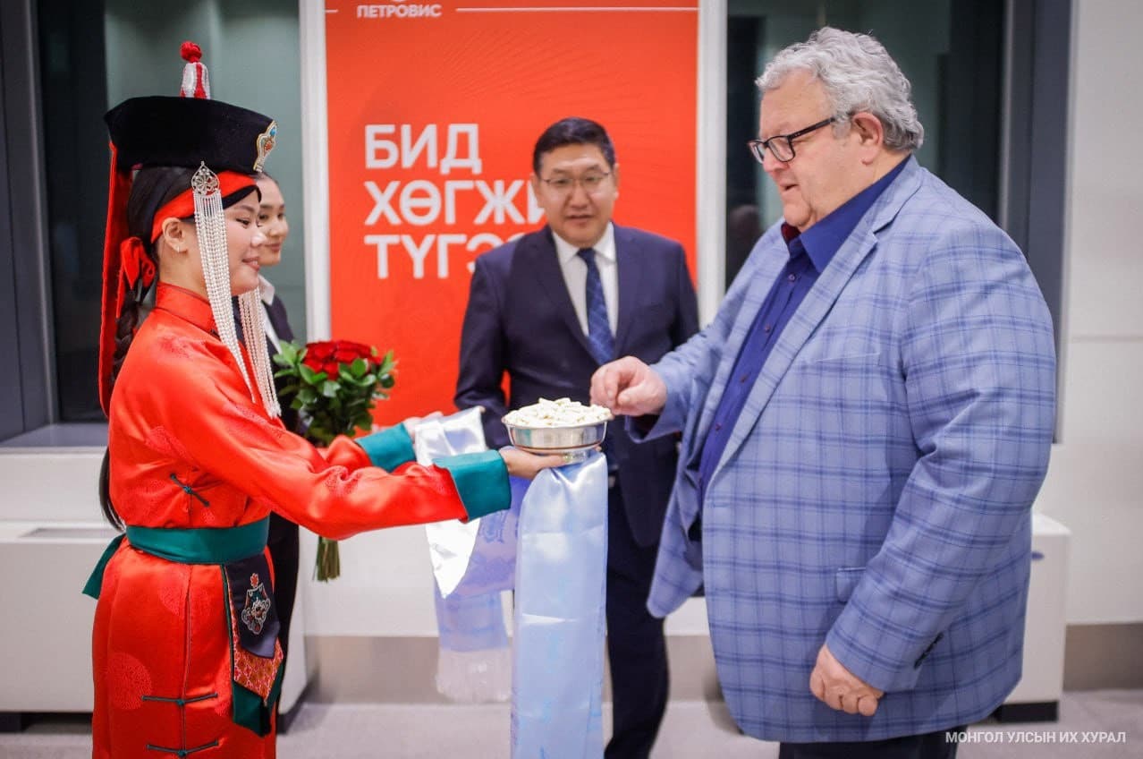 Шинэ Зеланд Улсын Парламентын Төлөөлөгчдийн танхимын дарга Жерард Браунли хүрэлцэн ирлээ