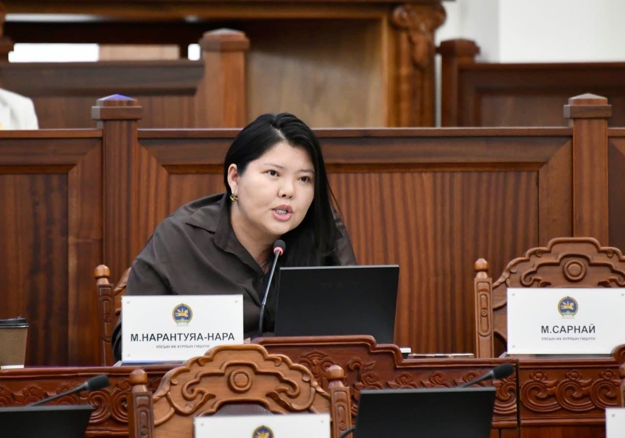 М.Нарантуяа-Нара: Асуудлаа судалдаг, төсвийг мөлждөг, боловсролтой Баян Бажаа нарын гишүүн хаачсан бэ