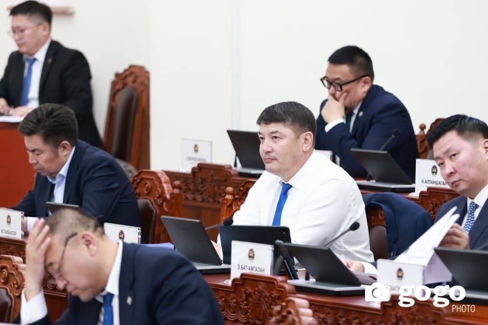 ЧУУЛГАН: Иргэд АНУ-аас бүр мөсөн буцахдаа тухайн улсад төлсөн шимтгэлээ буцаан авах хүсэлт тавьдаг