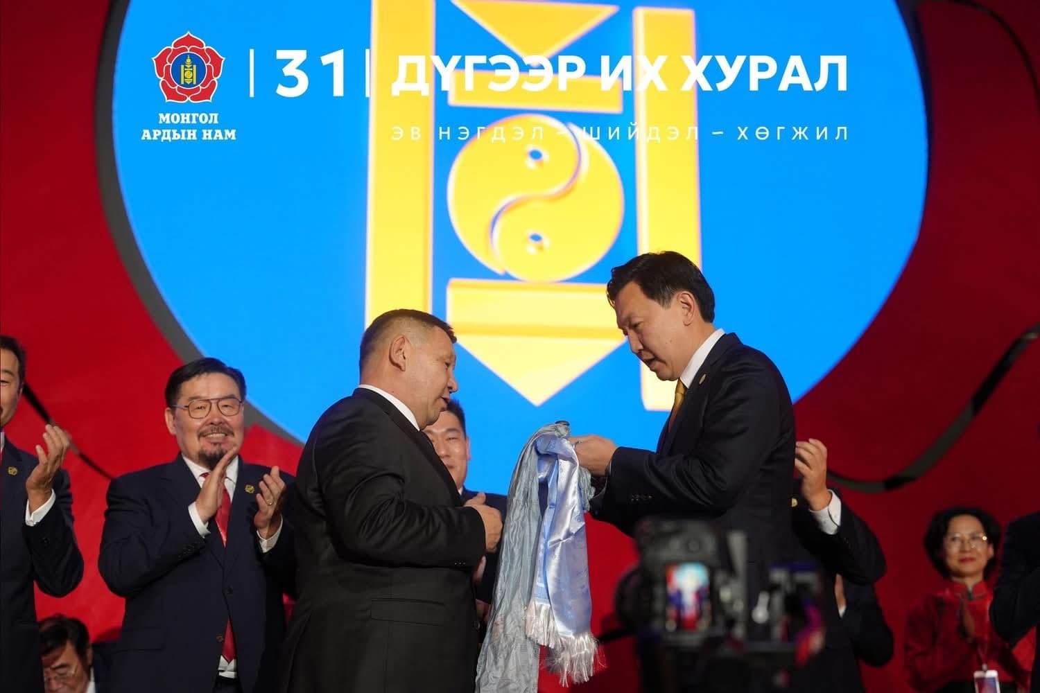 38 настай Н.Учрал МАН-ын дарга боллоо