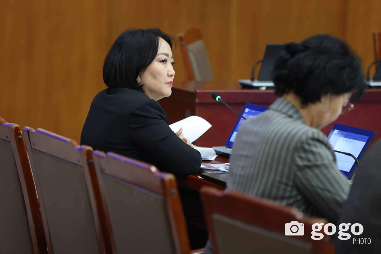 "Жагссан салбарын цалинг нэмдэг биш бүтээмж, хөдөлмөрийн үнэлэмжтэй уялдуулах ёстой"