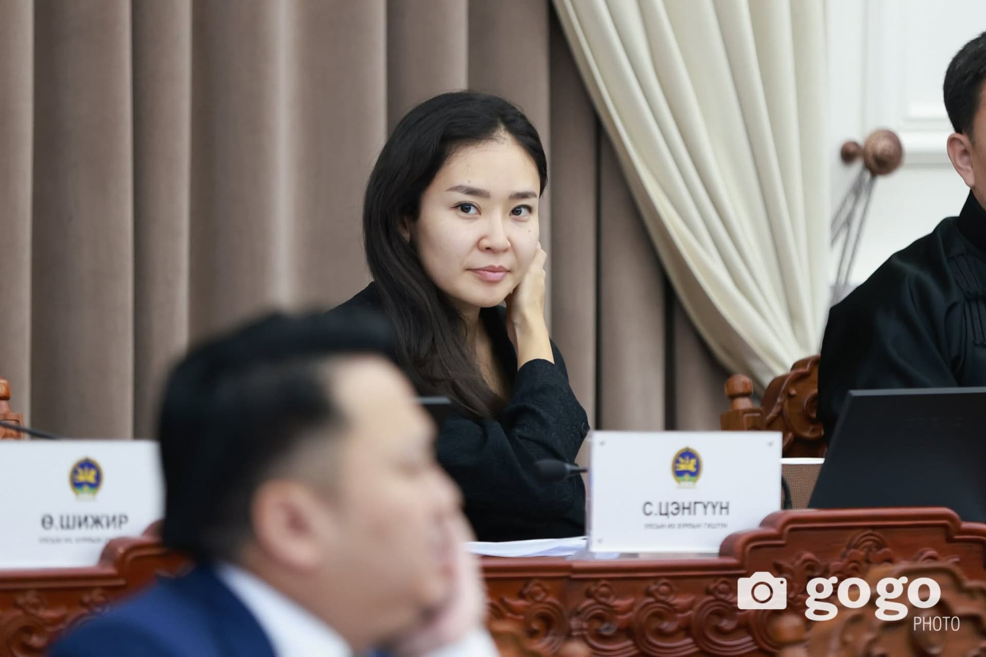 ФОТО: Намрын чуулганы отгон хуралдаан