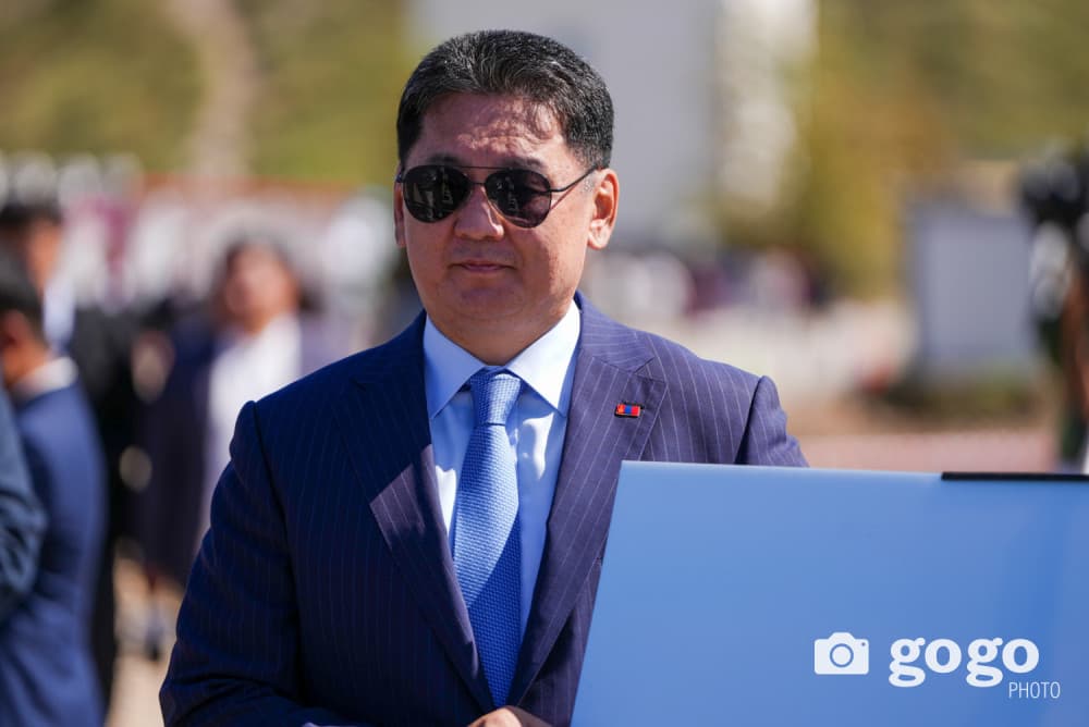 Ерөнхийлөгч тусгай хамгаалалттай, дархан цаазат газрууд, голын ай савд алт олборлохыг эсэргүүцэв